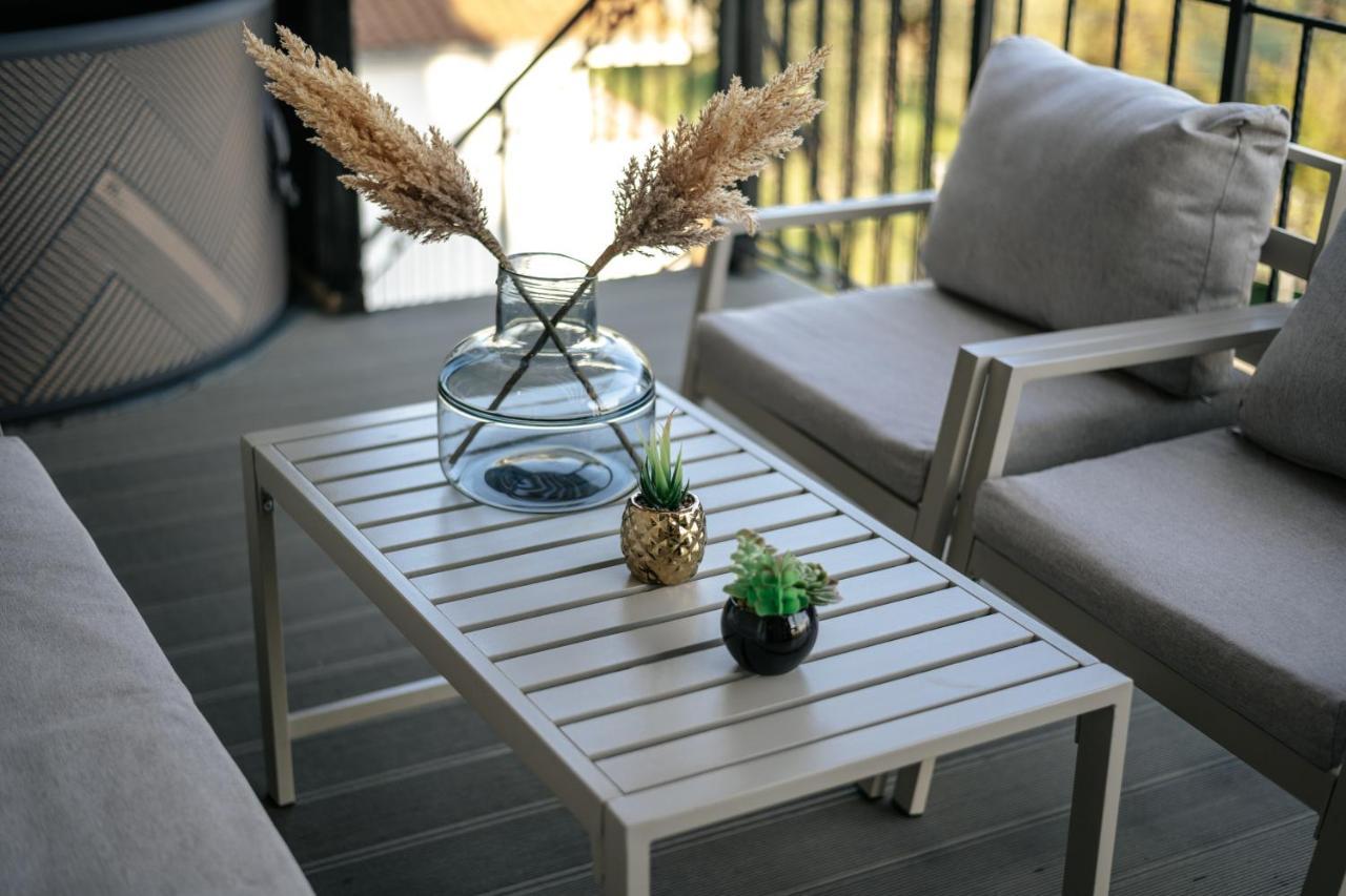La Vida Apartments Бар Екстериор снимка