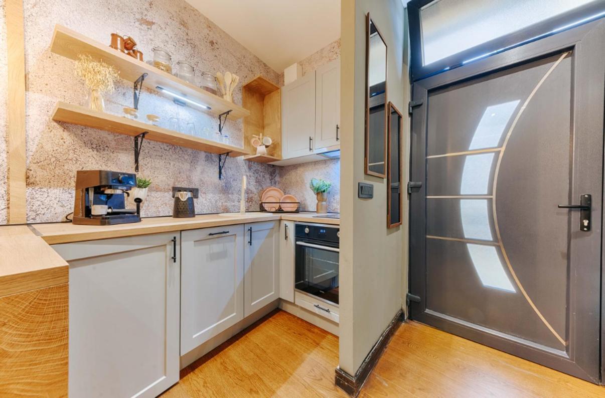 La Vida Apartments Бар Екстериор снимка